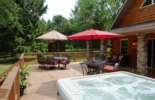 Shenandoah Casa | A Pebble Beach River Cabin