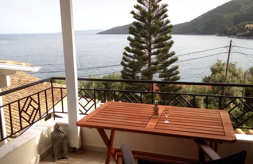 Mikros Gialos Apartamento | Una suite penthouse en el hotel Eptanisa