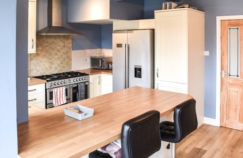 Rawcliffe Cabaña | 3 bedroom accommodation in Clifton Without, near York