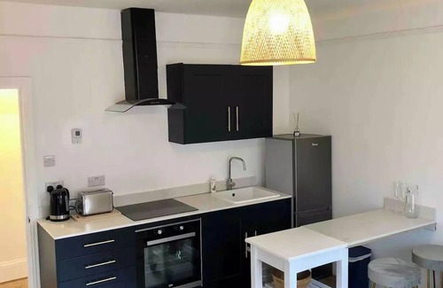 Royal Tunbridge Wells Apartamento | A Perfectly located, bright, modern Victorian Flat, recently refurbished.