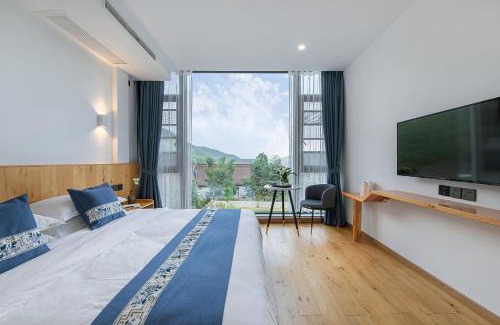 Moganshan Casa | A Period - Chuxiushanju Relaxing and Rejuvenating Hot Spring Accommodation