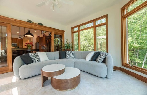 Tellico Village Casa | A Pet Friendly Luxury Lakefront Escape