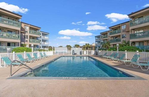 The Dunes Condominio | A place at the beach III 9530-2H, Oceanfront Bliss Awaits in Myrtle Beach