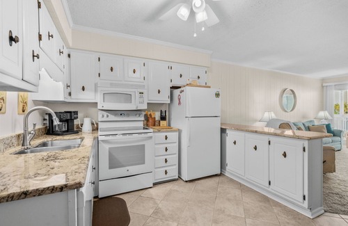 The Dunes Condominio | A Place at the Beach III 1B Shore Drive. First Floor Oceanfront Condo!
