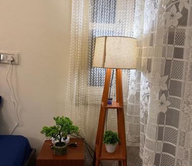 Hauz Khas Village Apartamento | A place to call your own