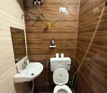 Hauz Khas Village Apartamento | A place to call your own