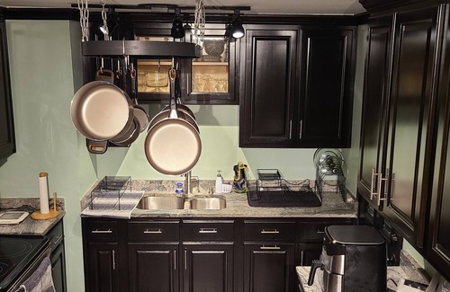 Athens Casa | A Place to Enjoy Before/After Game - Gameday Rental