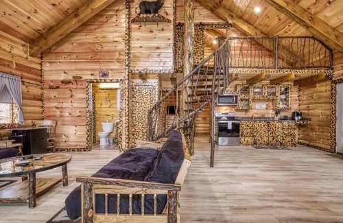 Newport Casa | A Playful Bears Cabin #312