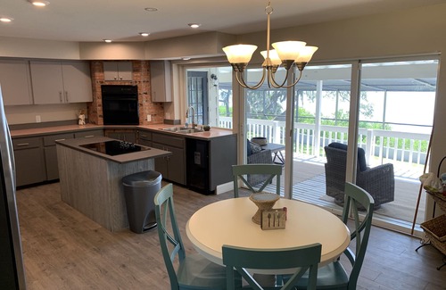 Ellenton Casa | A pool home with a dock directly on the Manatee River. Breath taking sunsets!