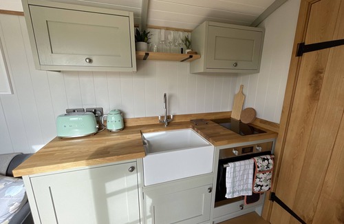 Truro Cabina | A private and peaceful couples countryside retreat near Truro, Cornwall