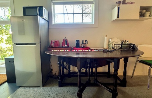 Parnell Apartamento | A private studio on Hobson Bay in historic Parnell. Central Auckland.