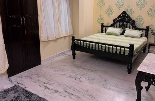 Kolkata Apartamento | A quaint and sublime 3BR/4BA duplex apartment