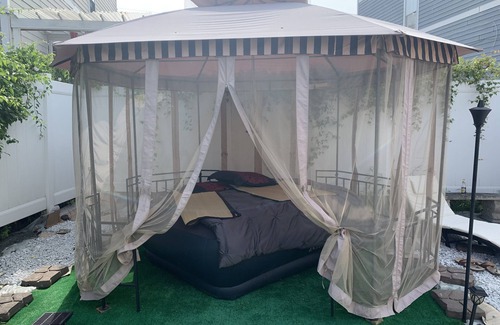 Queens Apartamento | ¡Esta pequeña y pintoresca "paz" del cielo en la playa!