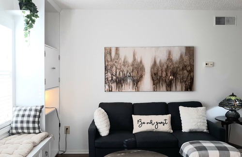 Silver Springs Shores Condominio | A quiet, golf course Condo in the middle of horse and spring country!