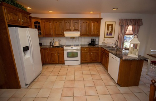 Stroudsburg Casa | A quiet mountaintop retreat with all the comforts of home!