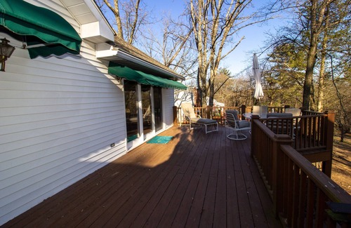 Stroudsburg Casa | A quiet mountaintop retreat with all the comforts of home!