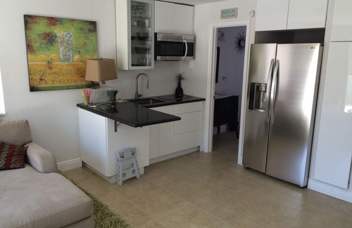 Central Oakland Park Apartamento | A Quiet Oasis - Estudio privado / piscina