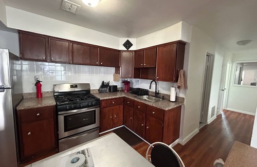 Queens Casa | A Quiet Stay in Queens