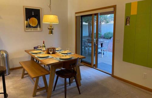 Page Casa | A quiet, stylish and cozy retreat.
