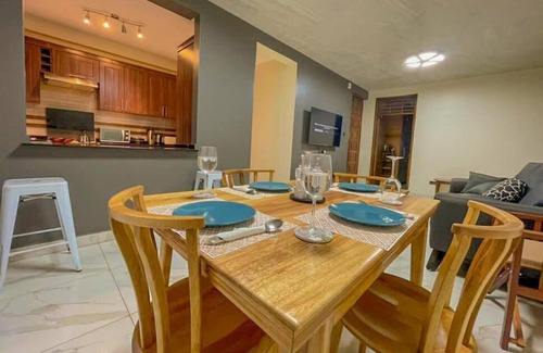 Kireka Apartamento | A Rare, Hidden & Spacious 4 BR Penthouse W A pool