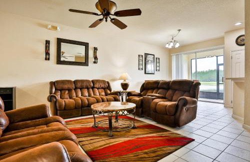 Trafalgar Village Casa | A Ripple in Time