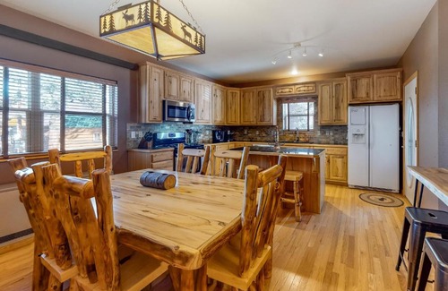 South Fork Casa | A River Runs Near It