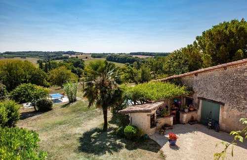 Montmoreau-Saint-Cybard Cabaña | GRAN y hermosa granja de mis antepasados. vista panorámica