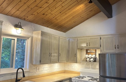 Arrowhead Villas Casa | A romantic getaway or family vacation in our beautiful Lake Arrowhead home
