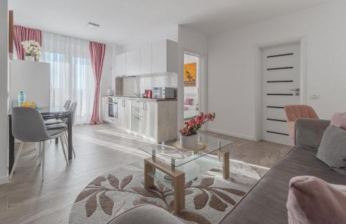 Oradea Apartamento | A Rosy Affair