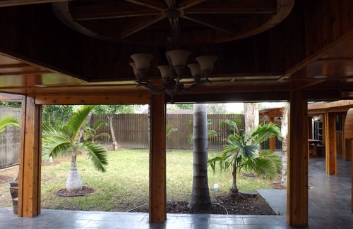 McAllen Casa | Un rústico país de Texas Theme Muy familiar hogar con un montón de dormir A