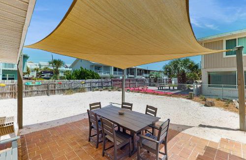 Lower Grand Lagoon Casa | A Sandy Shore