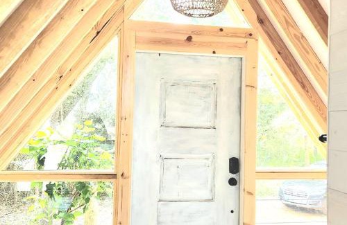 Saint Helena Island Casa | A Secluded Quiet Oasis with Beach Pass
