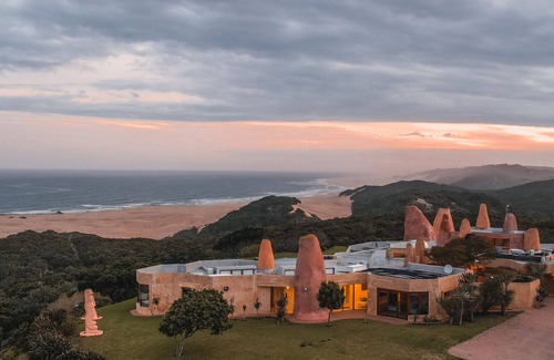 Wesley Villa | A secluded sanctuary along a private beach front.
