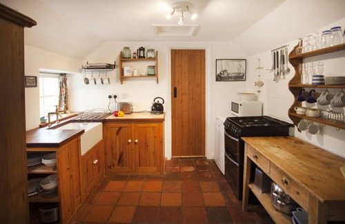 Stiffkey Cabaña | A self catering cottage that sleeps 4 guests in 2 bedrooms