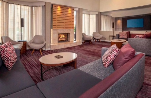 Newark Complejo | A short drive from Delaware Park Casino & Racing! W/ Pool Access & Free Parking!