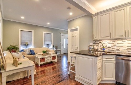 Bradley Beach Casa | A short walk from the beach & down town. A half mile from Asbury Park Boardwalk.