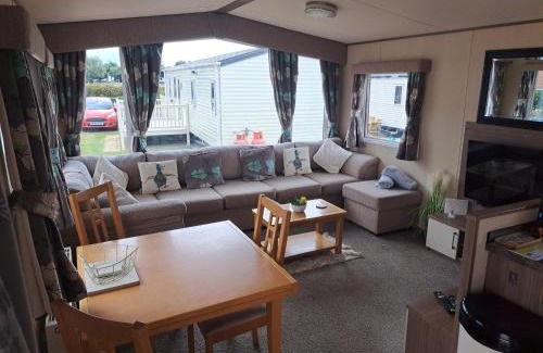 Par Complejo | A short walk to Par Beach & coastal paths, On-site facilities. Pets welcome