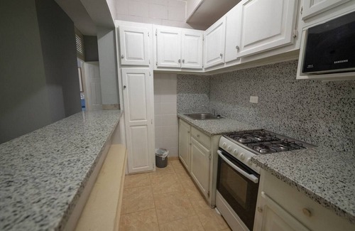 ProCab Apartamento | Ground-floor apt, pool, 1-minute walk to beach/supermarket, perfect for seniors!