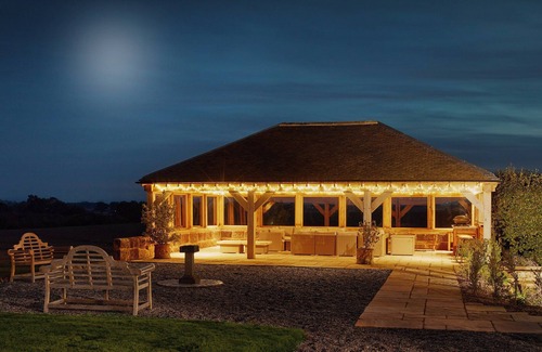 Loppington Cabaña | A simply stunning Edwardian red sandstone Arts and Crafts country house.