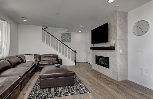 Watkins Casa | A single-family house in a beautiful and serene neighborhood