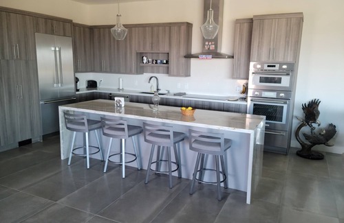 Diamante Del Lago Casa | A slice of heaven. Brand new home with panoramic views