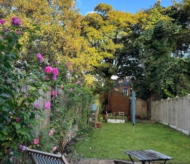 Moseley Casa | A slice of heaven in Birmingham - NEC NIA BHX easy access