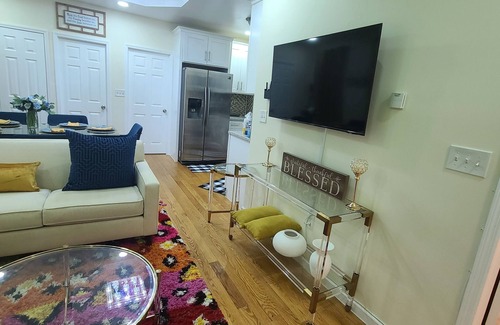 East New York Apartamento | A slice of paradise awaits you! cozy 3bedroom rental unit