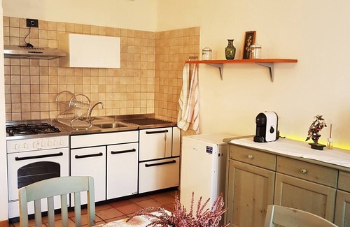 Terlago Casa | Una pequeña casa rodeada de vegetación pero no lejos de Trento y Garda.
