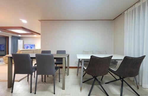 Yeoksam Apartamento | a spacious and comfortable house with a rooftop in the city center