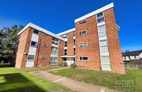 Highlands Apartamento | A spacious and cozy apartment close to the Town centre