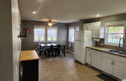 Lakeview Casa | A spacious getaway on Orchard Island