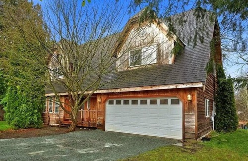 Gold Bar Casa | A spacious home with lots of extras for everyone