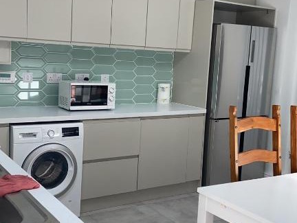 Glasnevin Casa | A spacious room near the city center(Room 1)