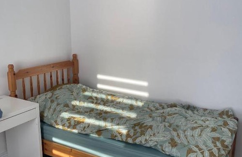 Glasnevin Casa | A spacious room near the city center(Room 1)